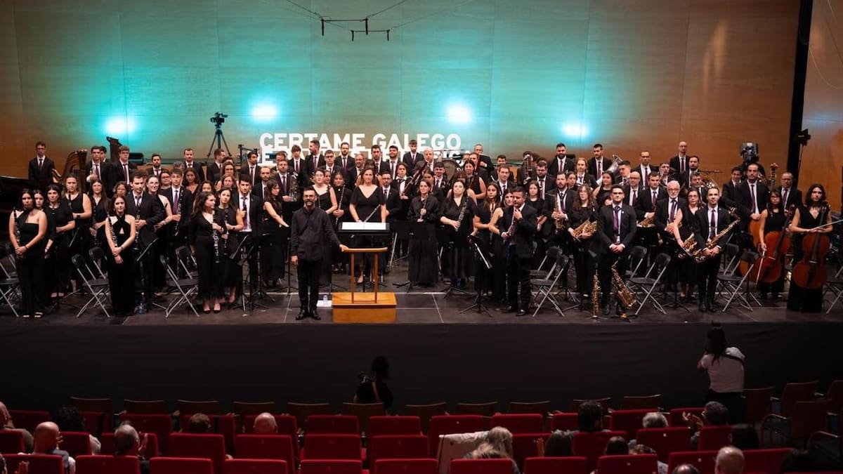 Entrevista a Javier Alonso, director de la Agrupación Musical do Rosal, por su participación en el Mundial de Bandas