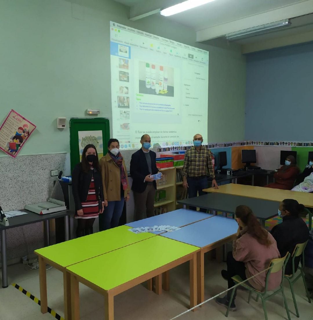 Higiene bucodental para 400 escolares de educación infantil de Lorca.