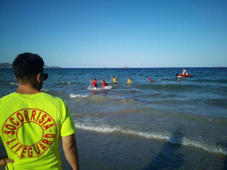 Uno de los socorristas de Sant Josep