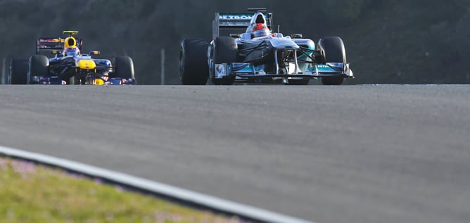 El alemán Michael Schumacher ha liderado la segunda jornada de entrenamientos en Jerez