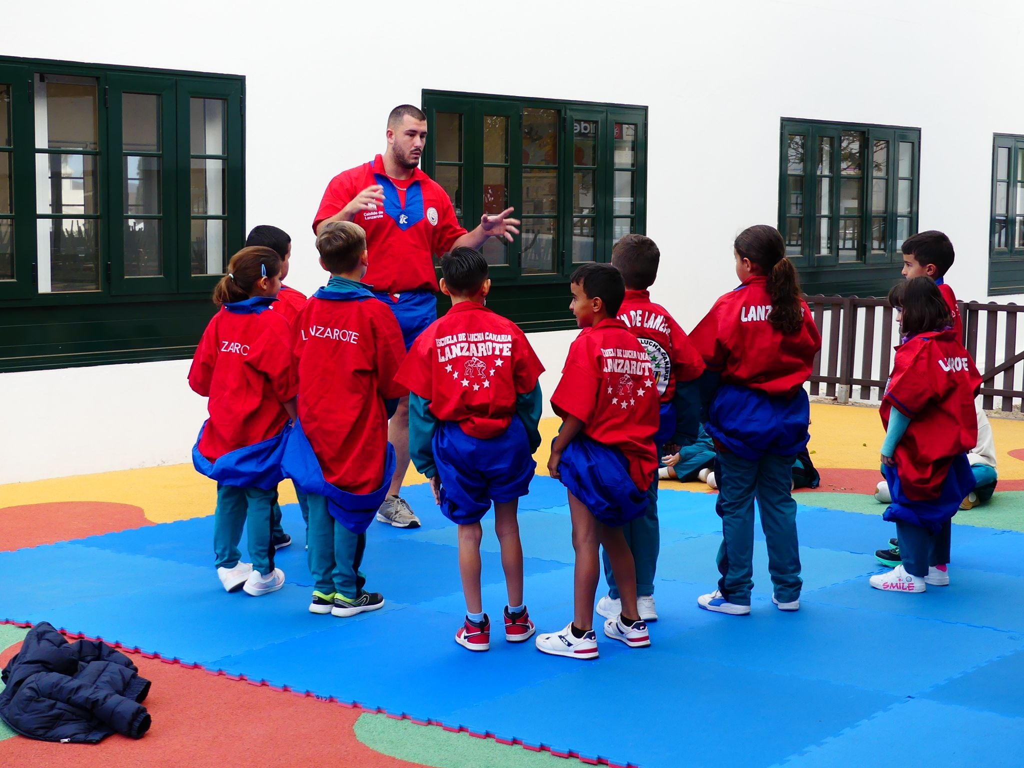 Arranca el proyecto de fomento de la Lucha Canaria en los colegios de Lanzarote.