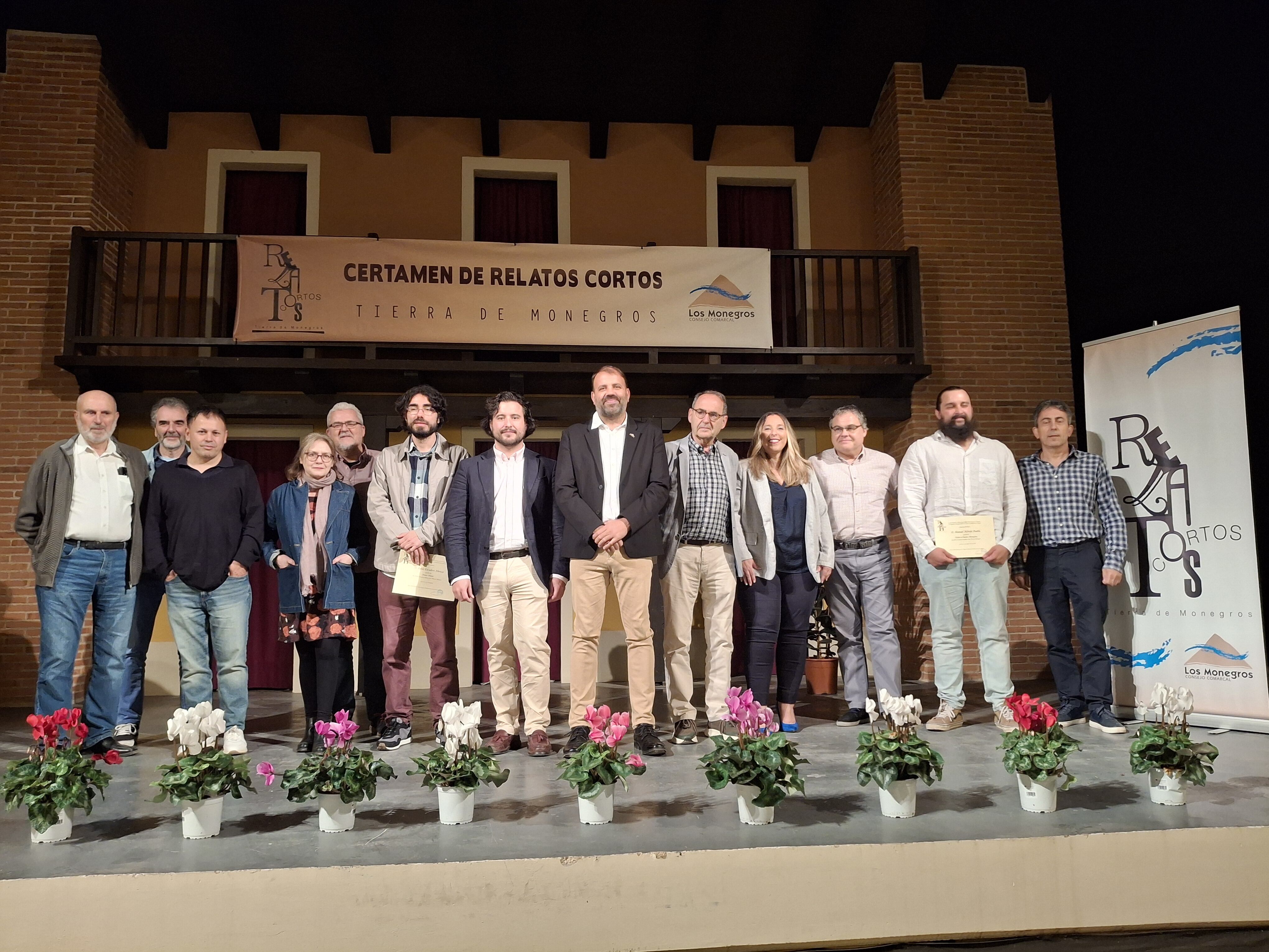 Premiados, jurado y autoridades