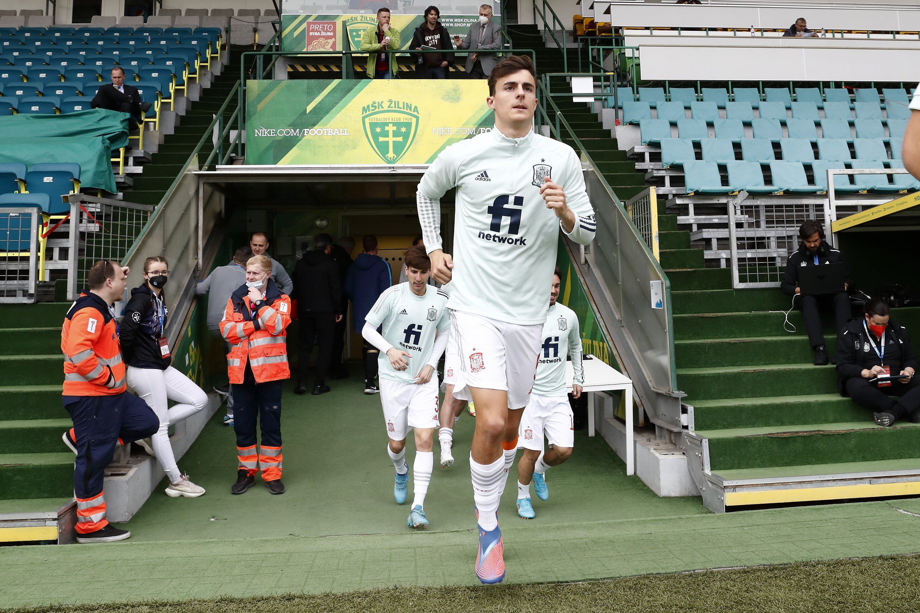 Alejandro Francés, en una imagen antes de un partido con la Sub 21