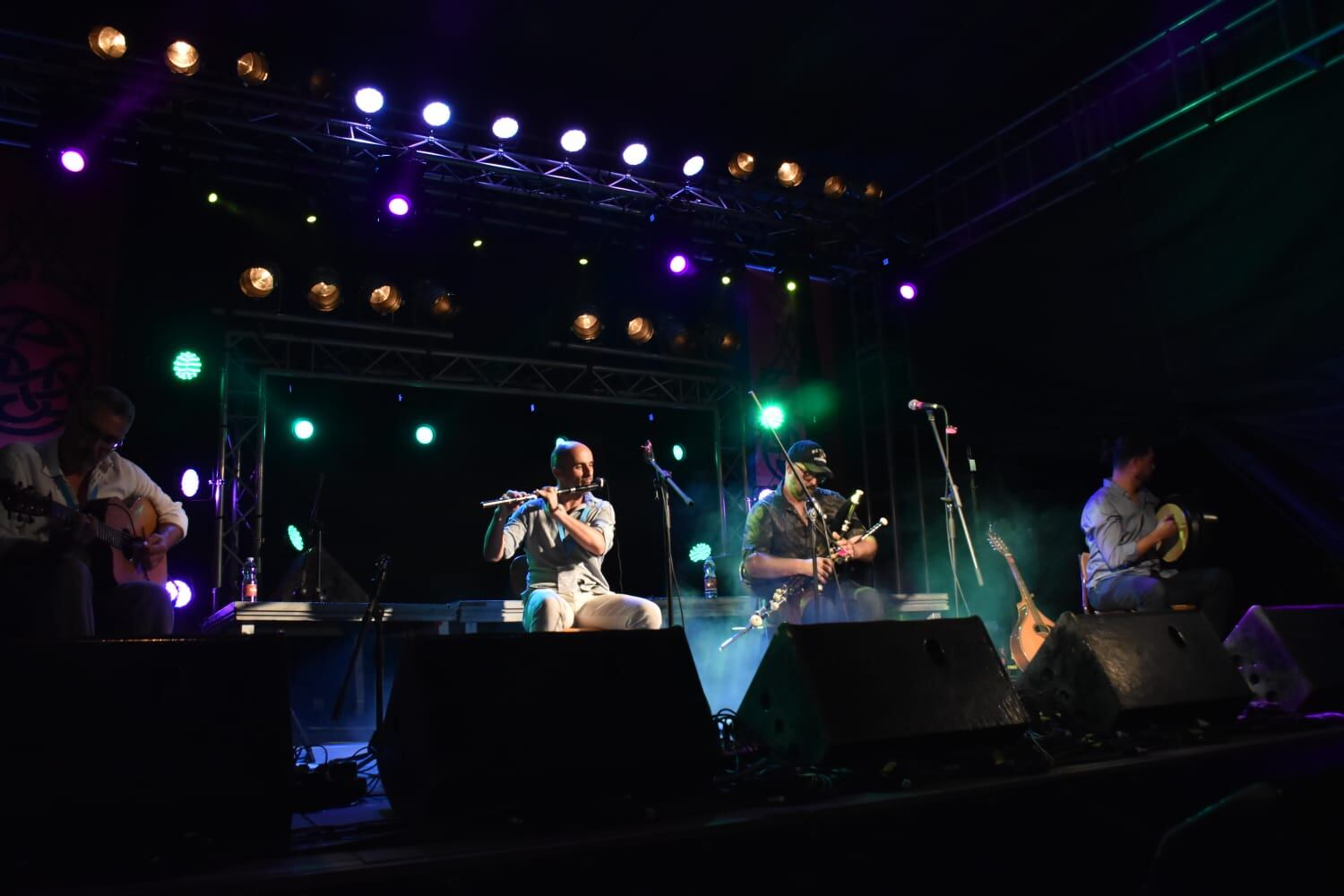 Stolen Notes en directo