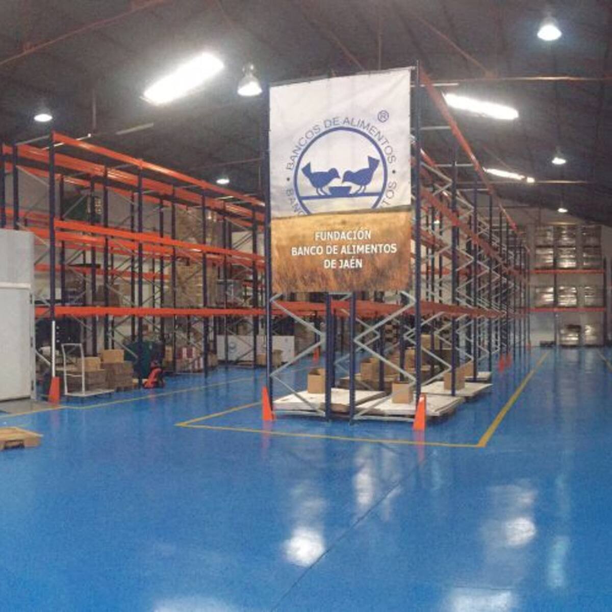 La Fundación Caja Rural de Jaén permite al Banco de Alimentos aumentar el número de compra y la variedad