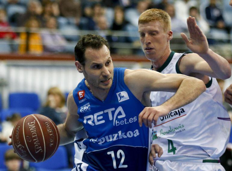 Díaz trata de cortar un avance de Llompart