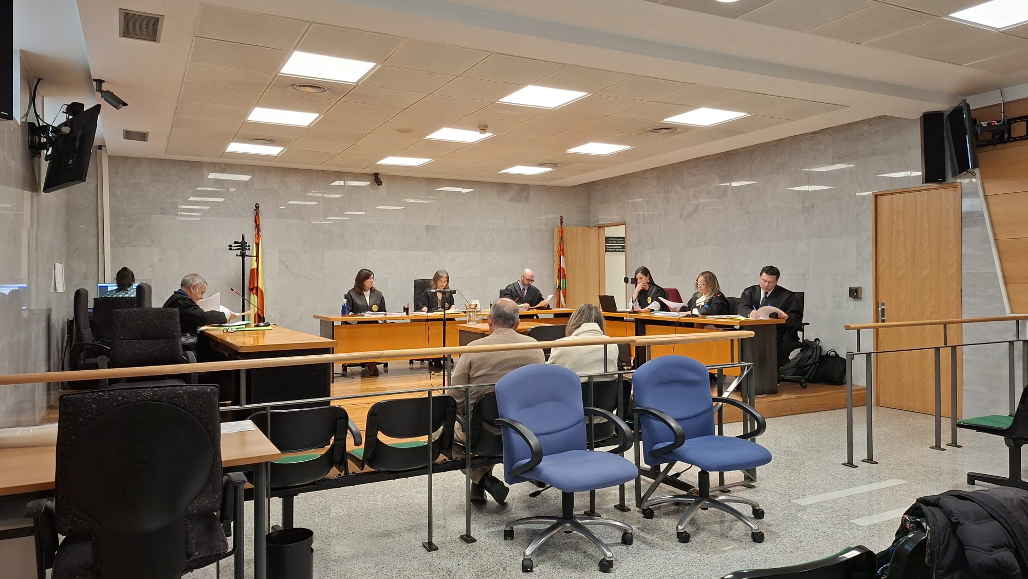 Arranca el juicio contra los responsables de La Gilda del Norte acusados de explotación laboral. / Dani Rivera