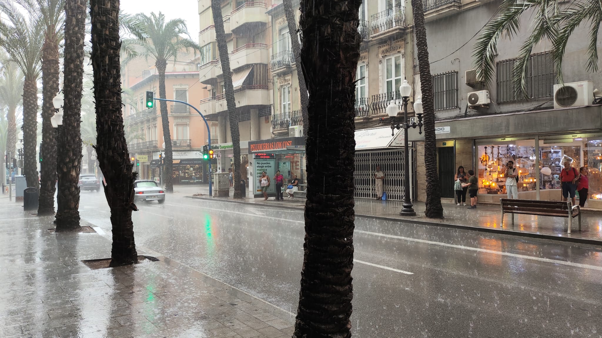 Chubascos en Alicante durante la mañana del martes, 3 de septiembre