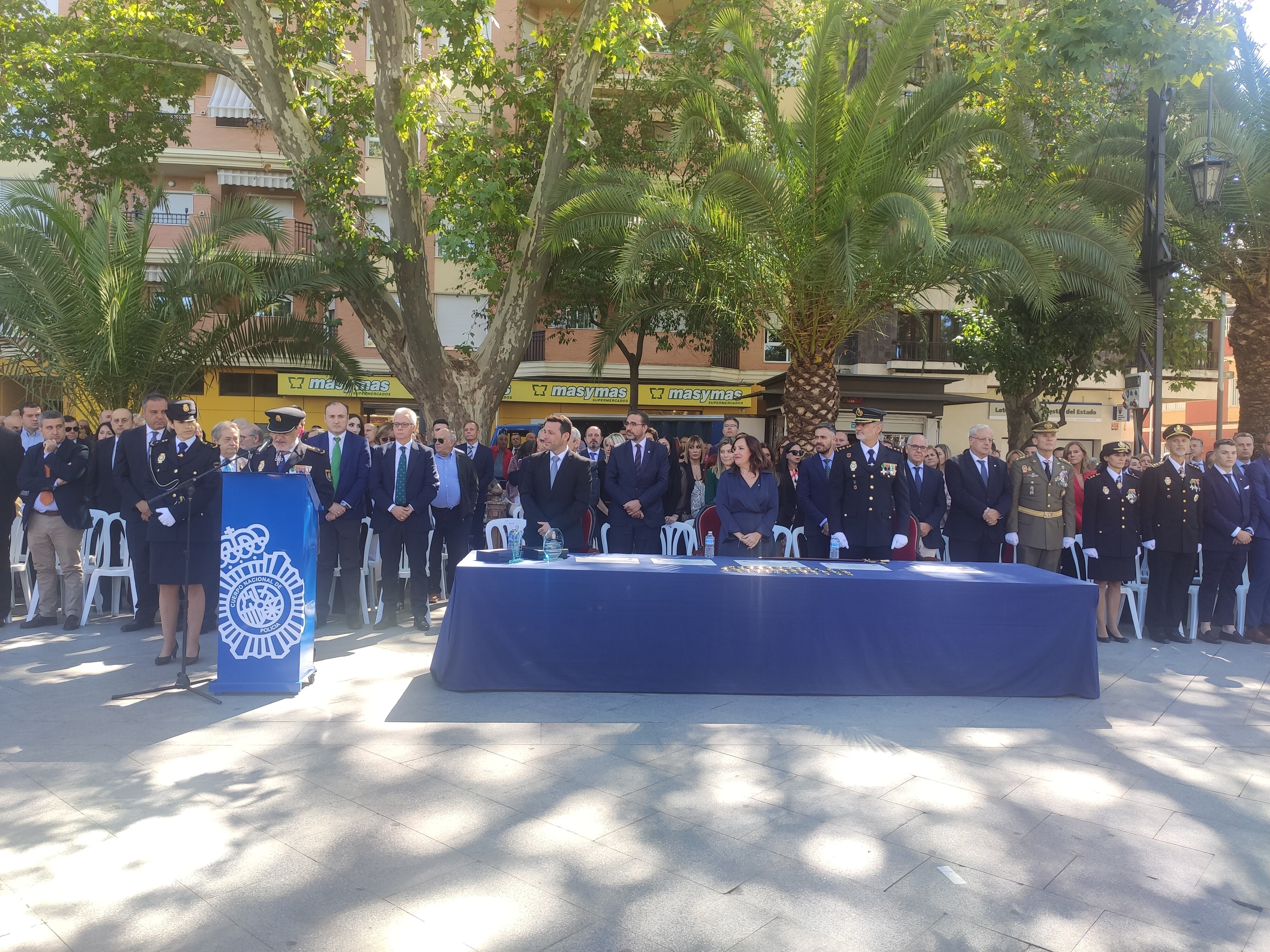 Acto Día de la Policía Nacional en Linares