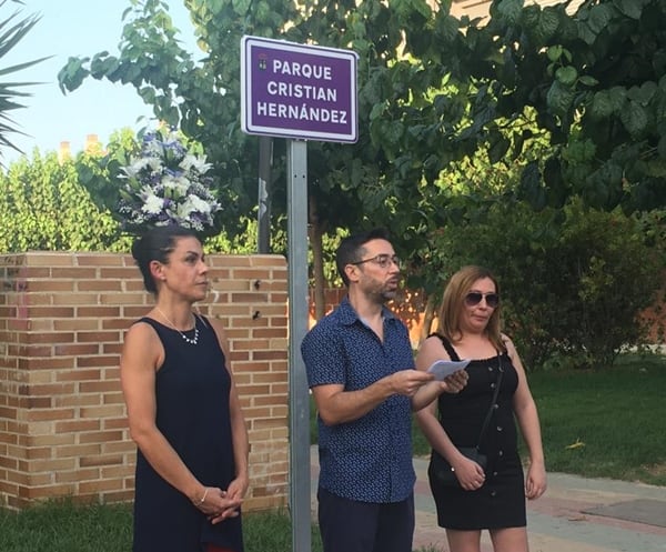 Beniel homenajea al niño Cristian poniendo su nombre a un parque del municipio