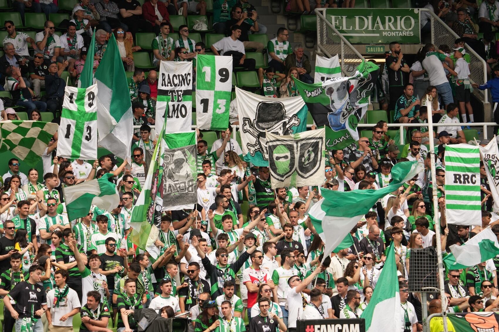 Grada de El Sardinero en el Racing-Mirandés