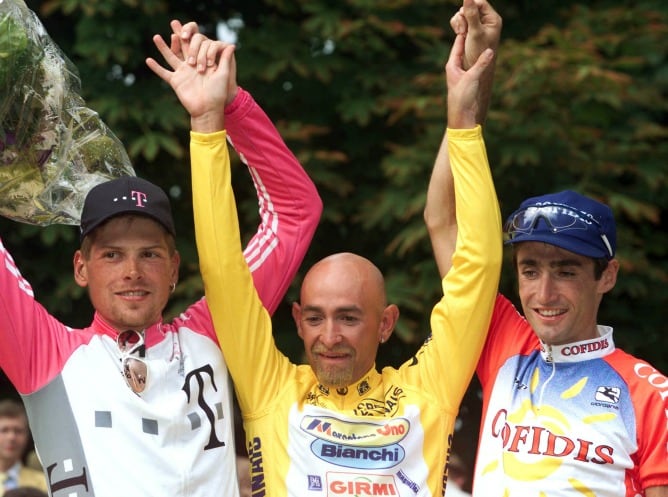 El italiano Marco Pantani, el alemán Jan Ullrich y el estadounidense Bobby Jullich estaban dopados con EPO durante el Tour de 1998, según una comisión del Senado francés.