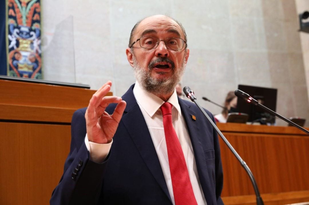 El presidente de Aragón, Javier Lambán, durante una intervención en las Cortes de Aragón 