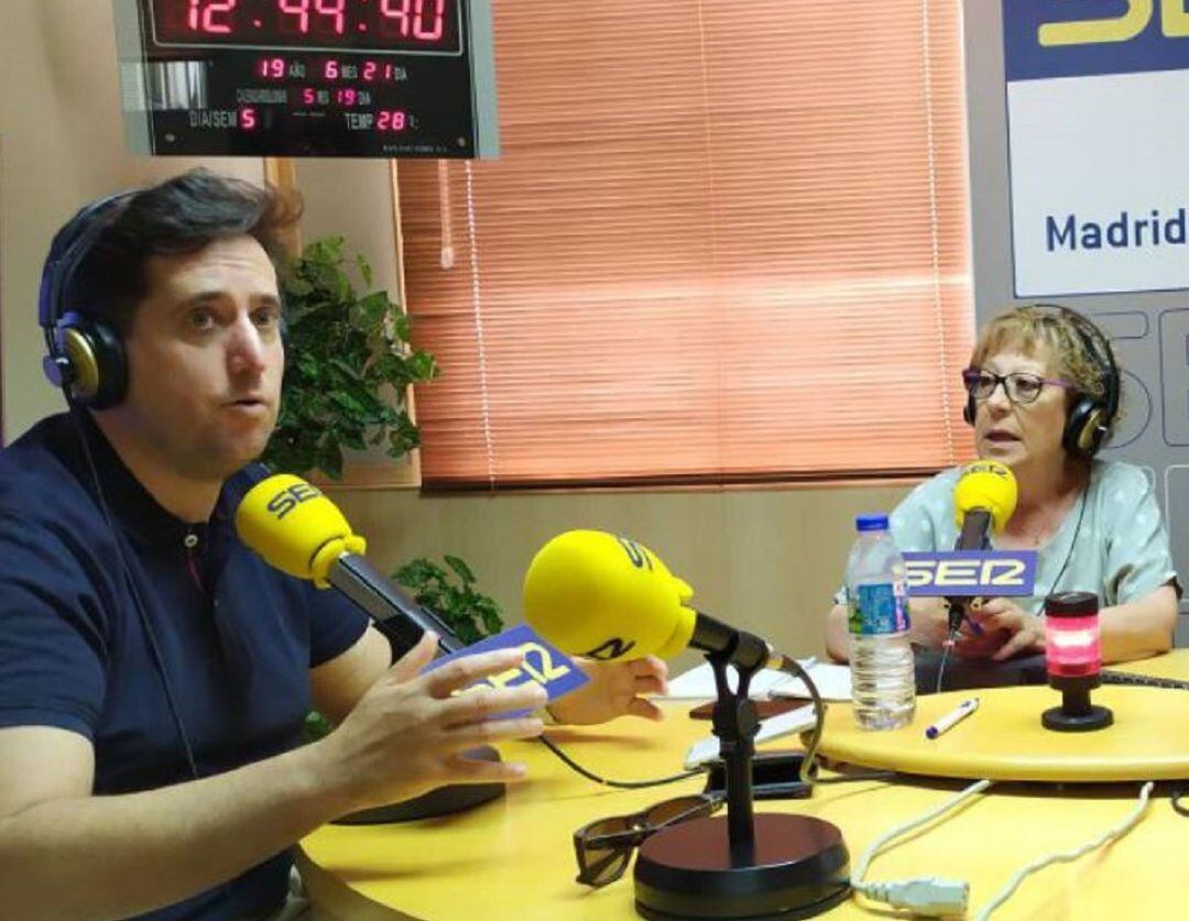 Los periodistas Gustavo Muñana y Elisa Blanco