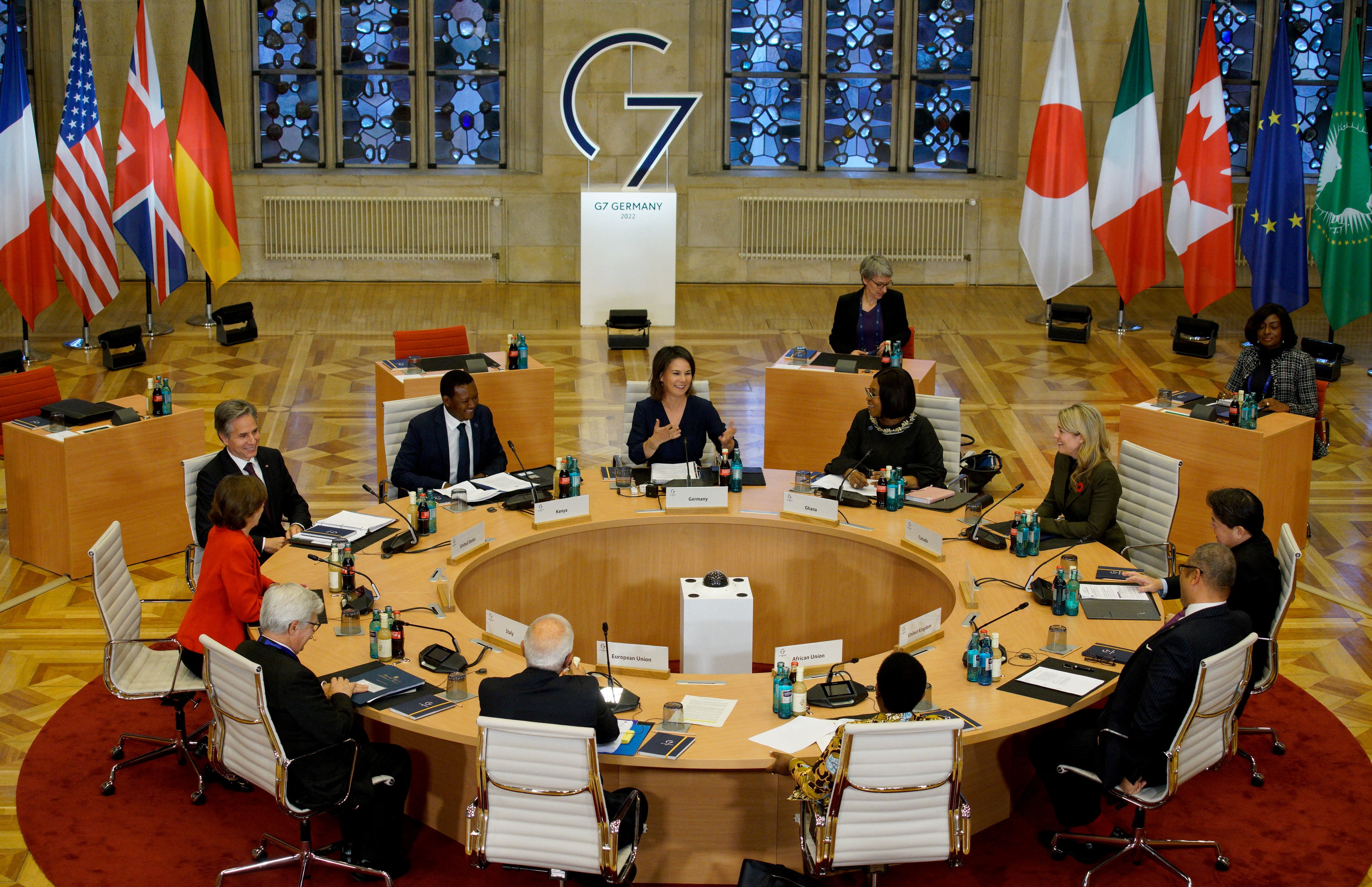 Reunión de varios ministros de Exteriores y diplomáticos en la cumbre del G-7 que se celebra en Münster (Alemania).