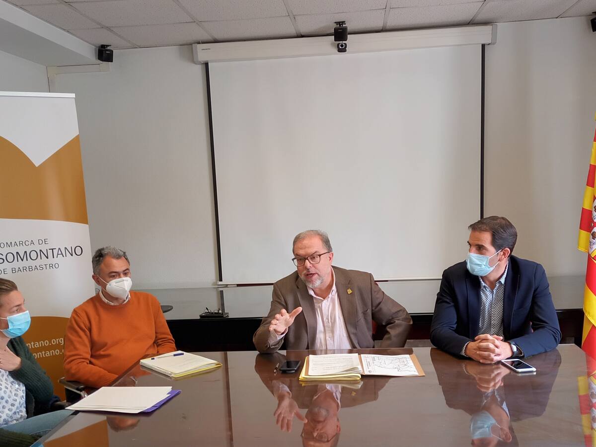 La DGA invertirá más de un millón de euros en la mejora de carreteras de la Comarca de Somontano