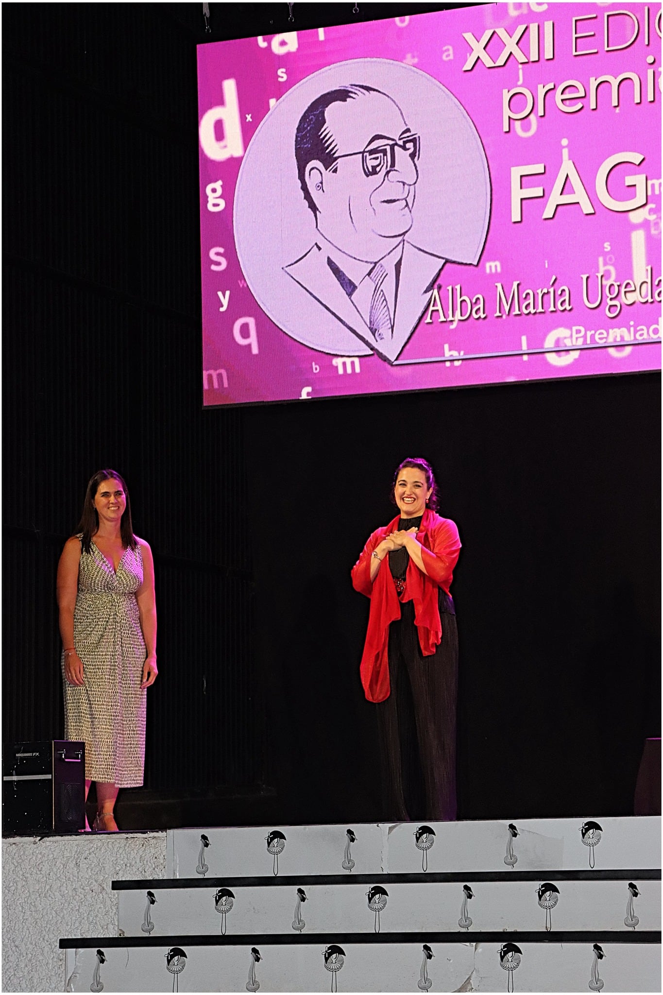 Momento de la entrega del premio