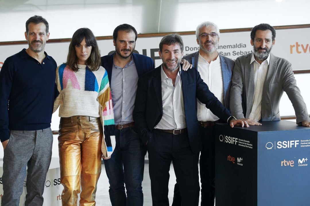 Jose Maria Goenaga, Belen Cuesta, Aitor Arregi, Antonio de la Torre, Vicente Vergara y Jon Garaño, el equipo de &#039;La Trinchera infinita&#039;