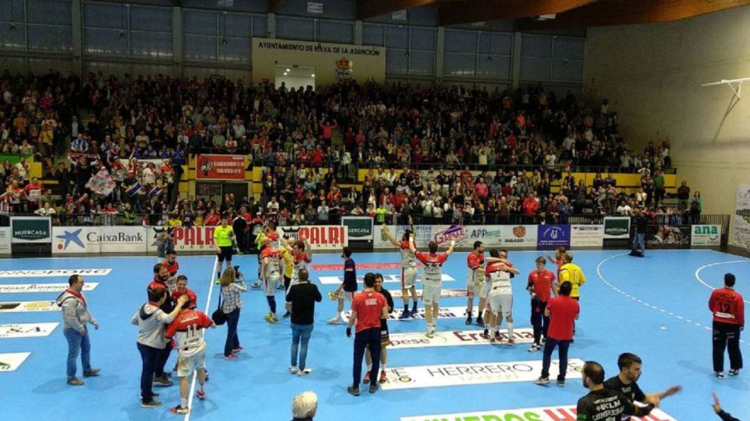 Balonmano Nava comienza a perfilar su nuevo proyecto