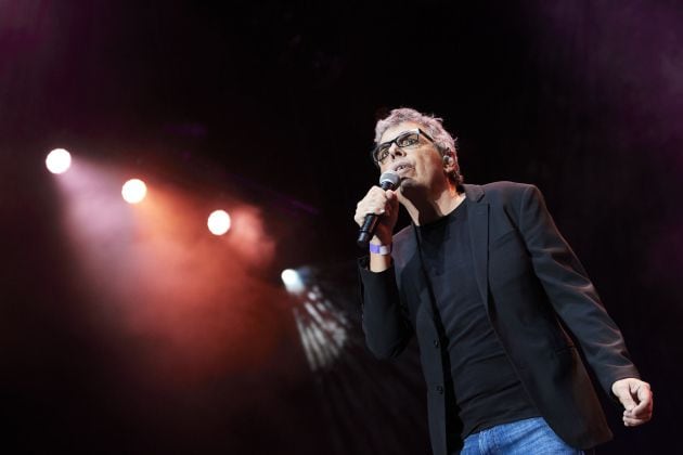 Pedro Guerra cantó &#039;Pasaba por aquí&#039;.