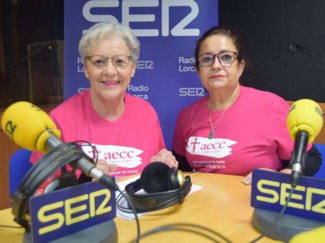 Ana Paco y Mª Huertas Navarro, integrantes de 'Flechas Rosas'