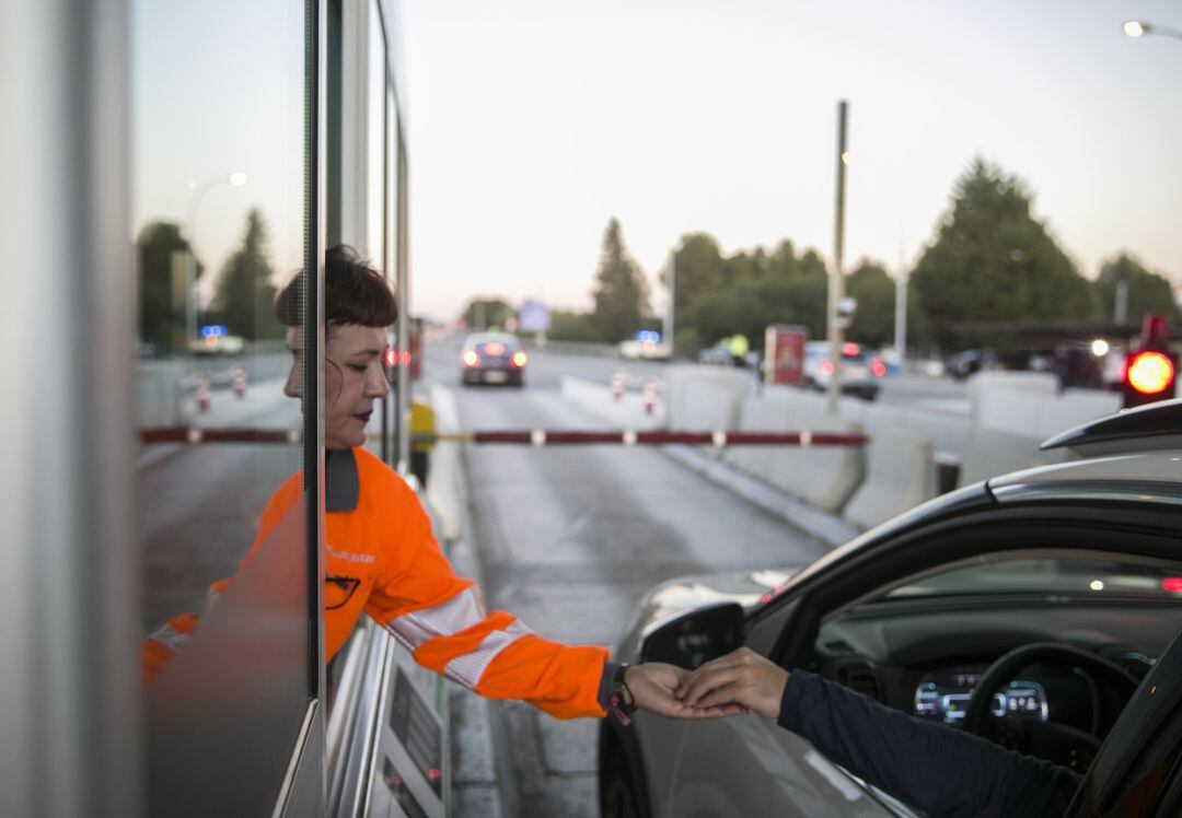 Autopista de peaje 
 
 