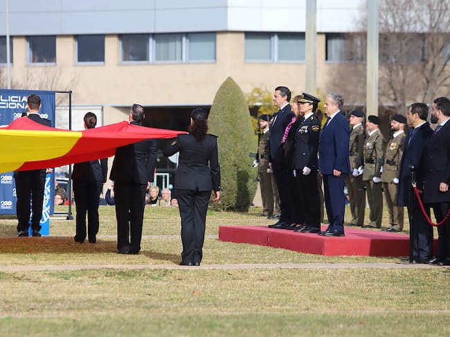 que sustituirá a la de Campo Madre de Dios. Se ubicará en la calle Periodista Justo Urrutia, cerca de la Avenida de las Lonjas.
El presupuesto desplegado por el ministerio de Fernando Grande-Marlaska asciente hasta los casi 16 millones de euros y se ha concedido un plazo de ejecución de 19 meses.
Cuando finalice la construcción, habrá que trasladar todas las dependencias policiales hasta la nueva instalación.
