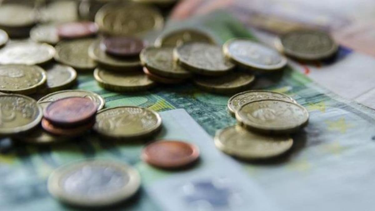 Condenado un canciller español en China por saquear 300.000 euros del consulado