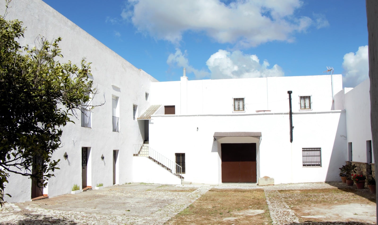 Recorrido por el Castillo de Gigonza y sus alrededores