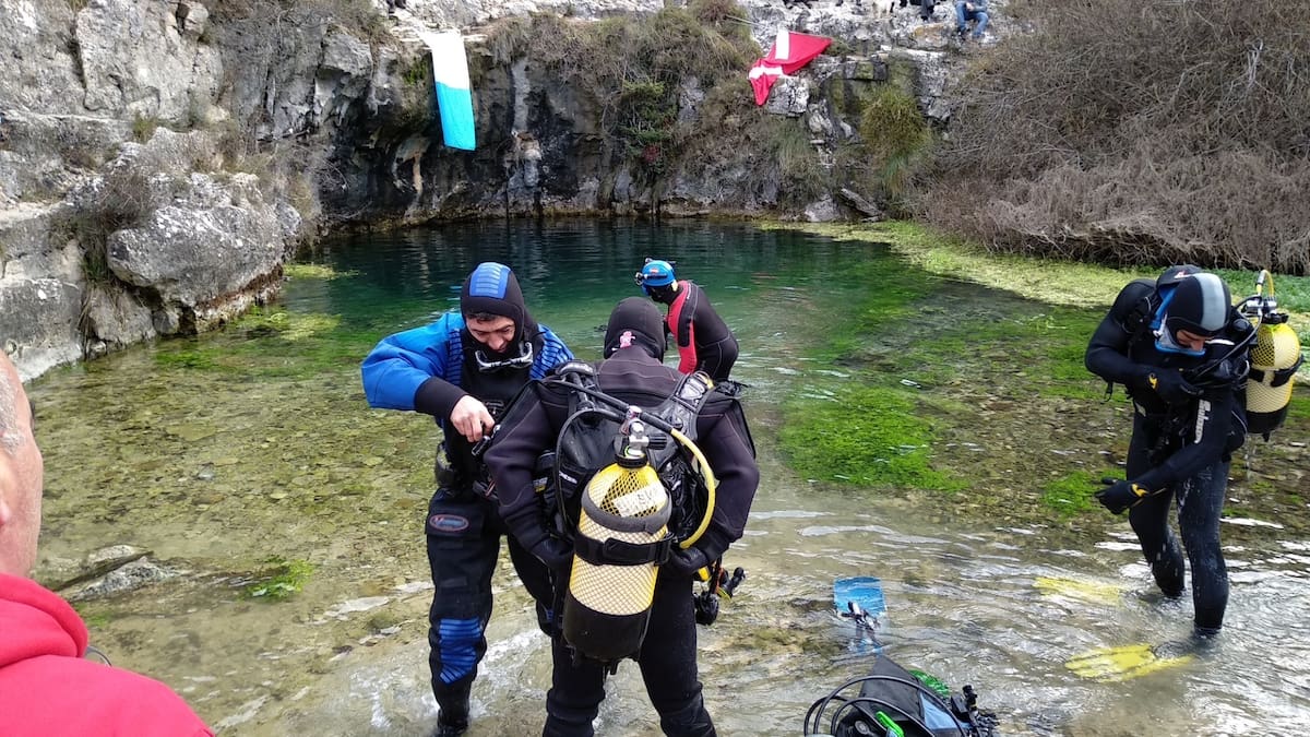 Una destacada atleta bajará este año el belén al Pozo Azul