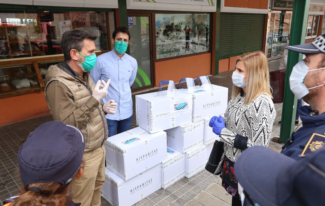 Reparto de mascarillas 