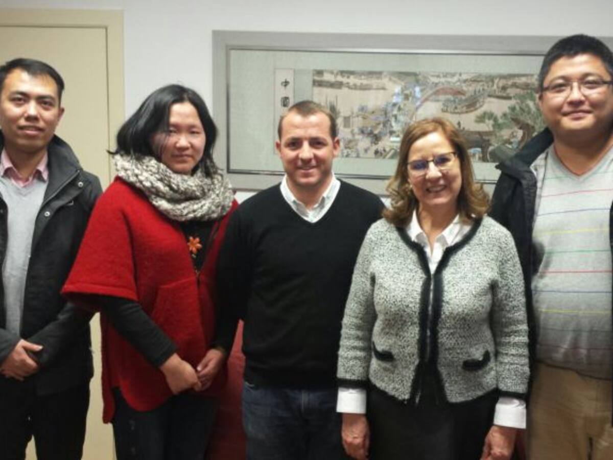 Estudiantes chinos interesados en la oferta académica del Campus de la Yutera