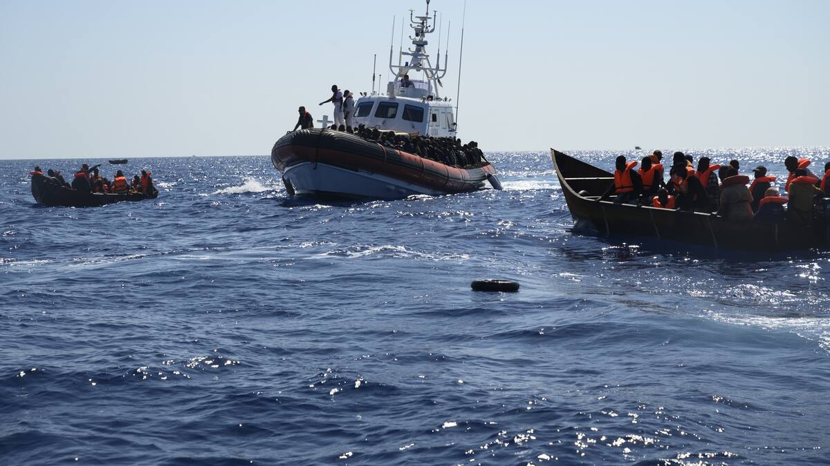 Mauritania rechaza definitivamente el desembarco de los náufragos rescatados por la Guardia Civil