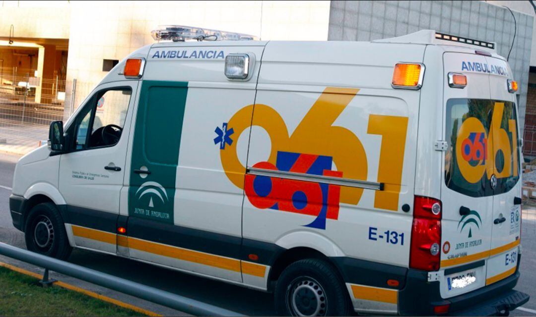 Ambulancia del EPES (061)