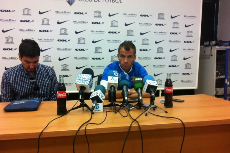 Duda, atendiendo a los medios, en su rueda de prensa previa al partido contra el Real Madrid.