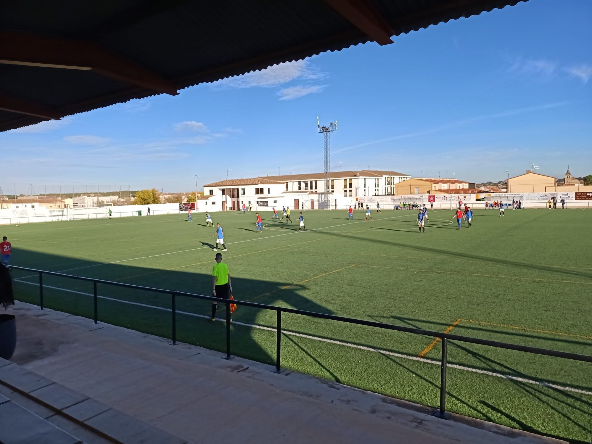 Momento del partido del Caudetano