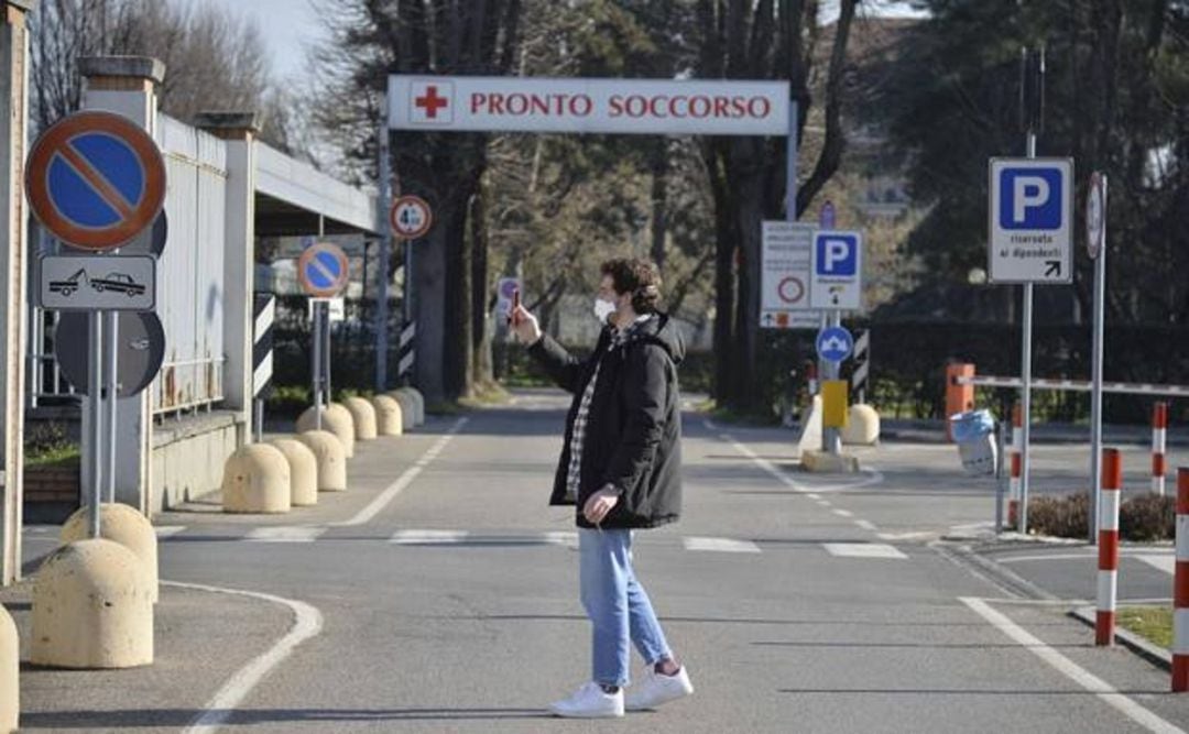 El portavoz ha explicado que Salud pide a los ciudadanos vascos que &quot;restrinjan a lo estrictamente indispensable&quot; sus desplazamientos a las zonas &quot;acotadas por las autoridades sanitarias italianas&quot; por la afección del coronavirus. 
 