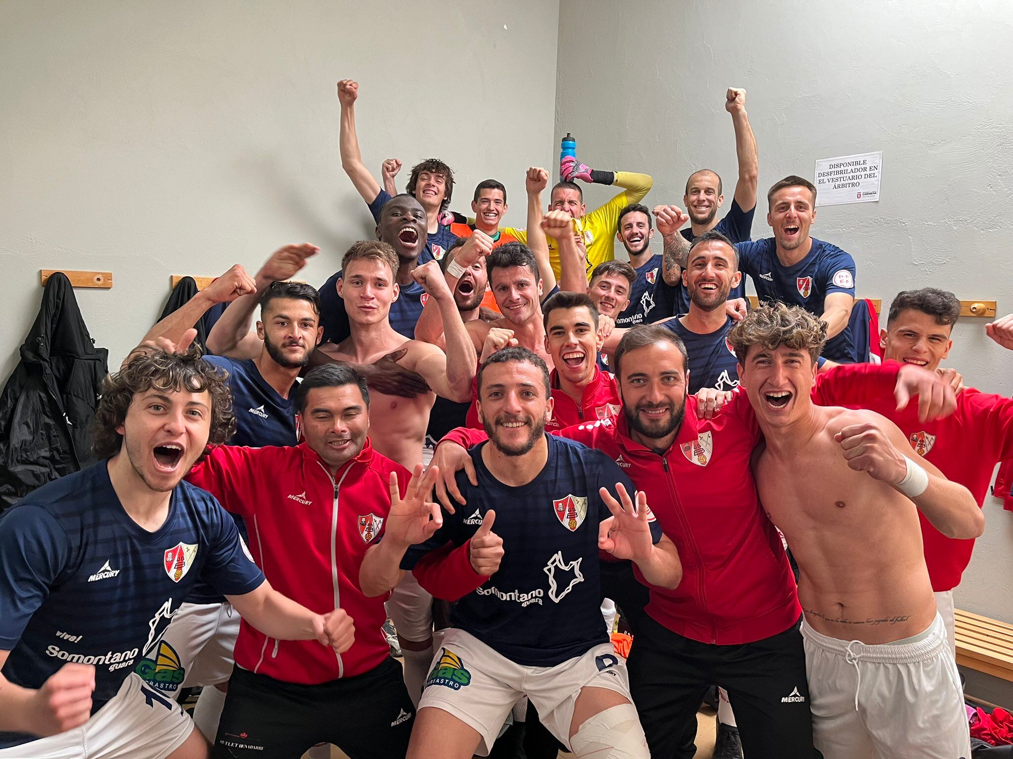 El Barbastro celebra su cuarta victoria consecutiva en Cariñena