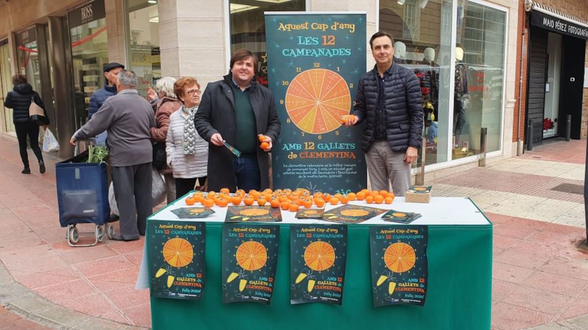 Borriana reivindica, un año más, el consumo de gajos de clementina en las campanadas de Nochevieja