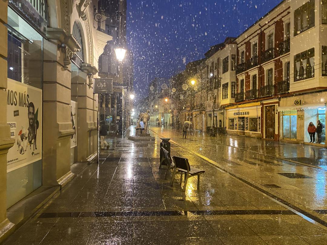 La nieve llegó a Palencia a primera hora de la mañana