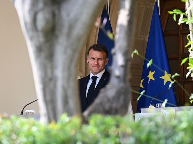 El presidente Emmanuel Macron tras su reunión con su homólogo chipriota un día antes del comienzo de la cumbre