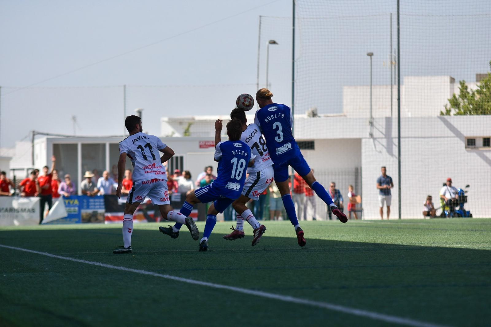 Imagen del partido entre el Antoniano y el Xerez CD