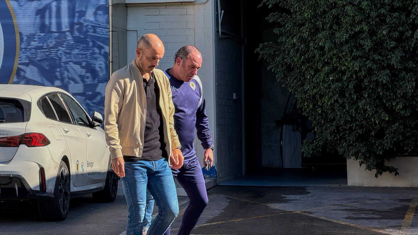 Beto Company, junto a Dani Barroso, delegado del equipo