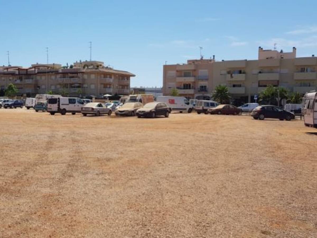 Santa Eulària reclama formalmente los terrenos del nuevo colegio y la estación de autobuses