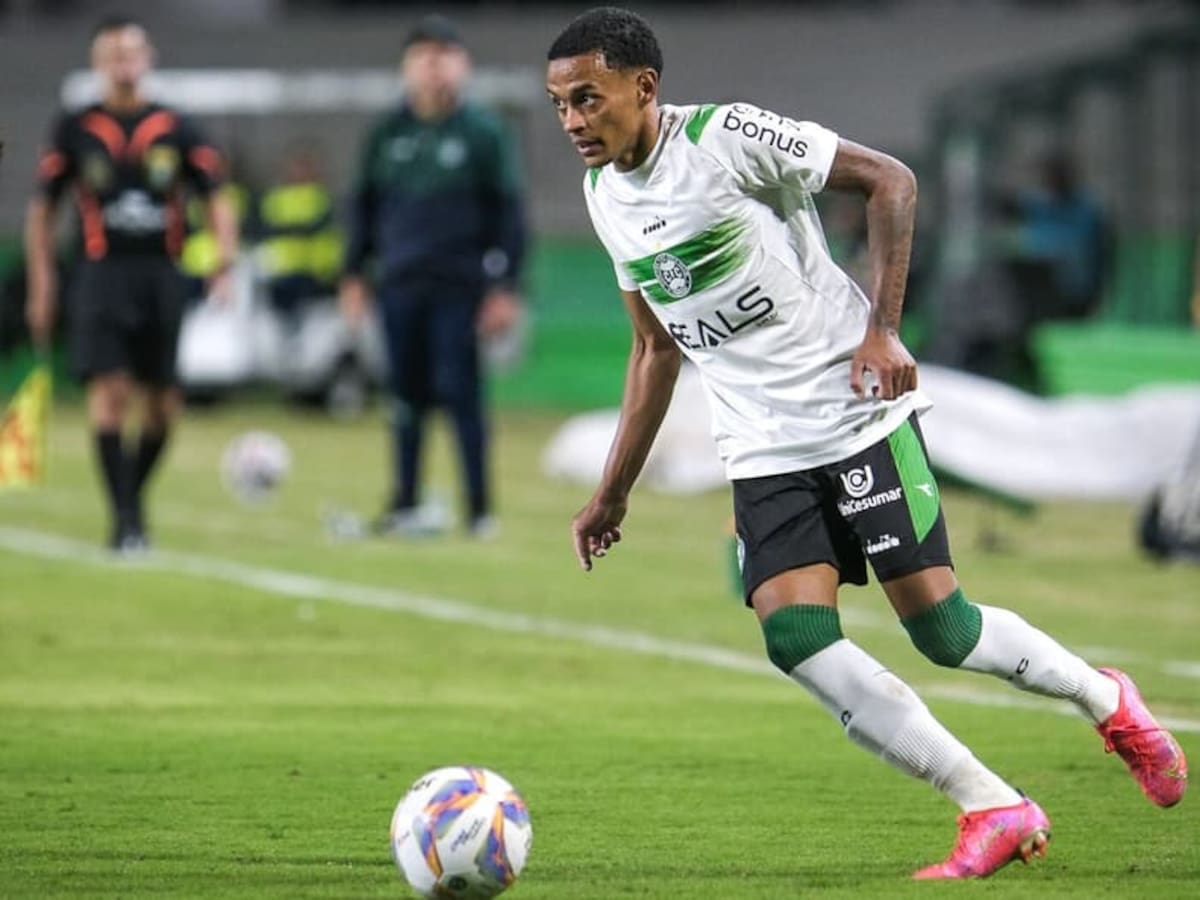 El Real Murcia firma a Matheus y Costa, dos jovenes brasileños