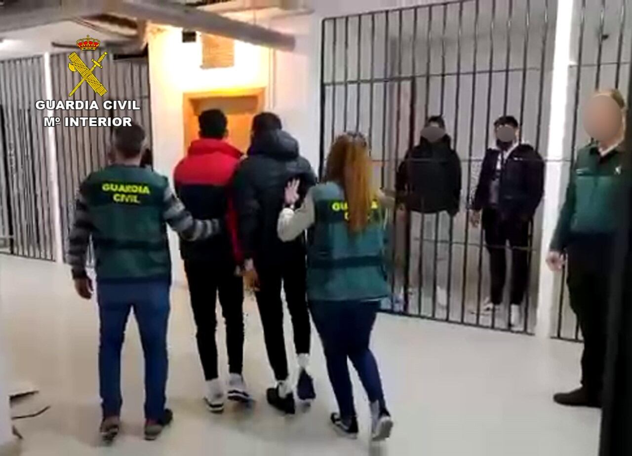 Detención de integrantes de una presunta red que robaba en locales de juego