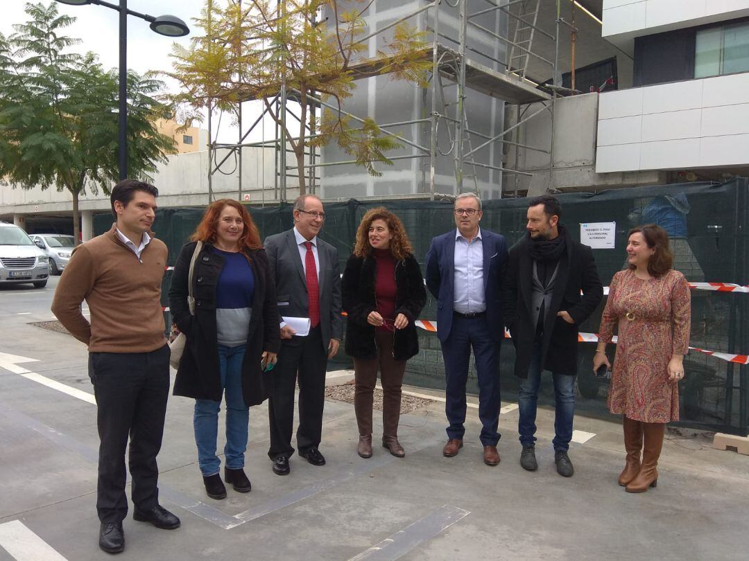 Un momento durante la visita al aparcamiento