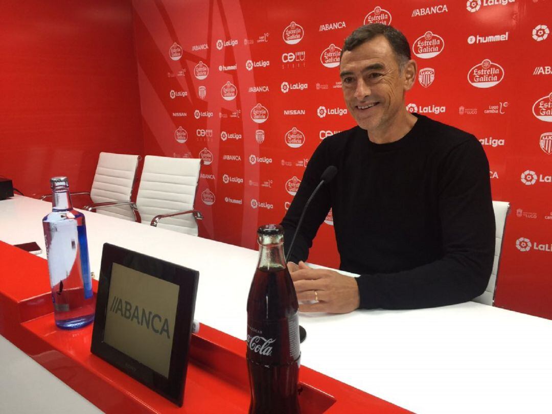 Javi López en rolda de prensa