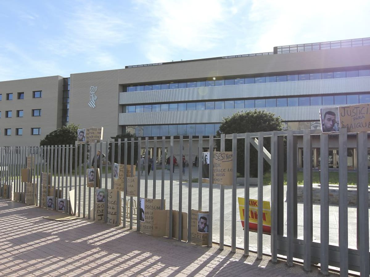 El jurado considera al acusado culpable por un delito de asesinato con alevosía