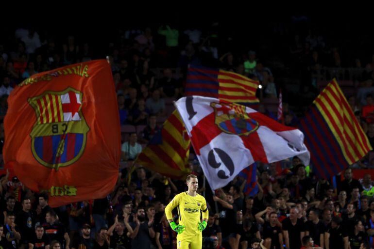 Ter Stegen durante un partido en el Camp Nou 